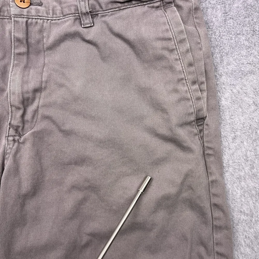 Tommy Bahama Chino Shorts Mens 33 Gray Classic Stretch